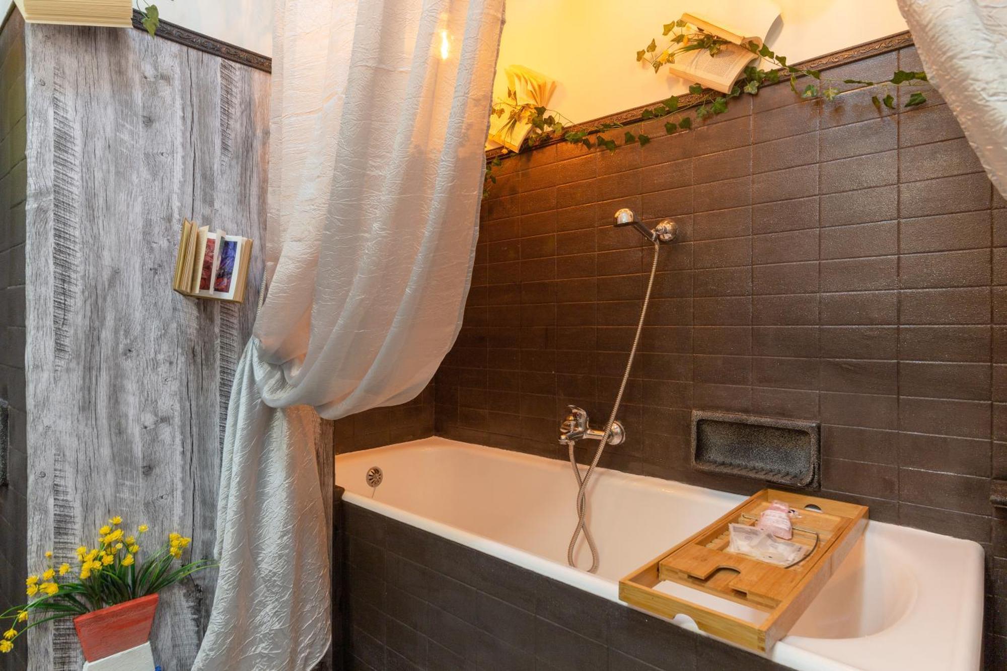 Lodge&Art Hostel Trieste Extérieur photo